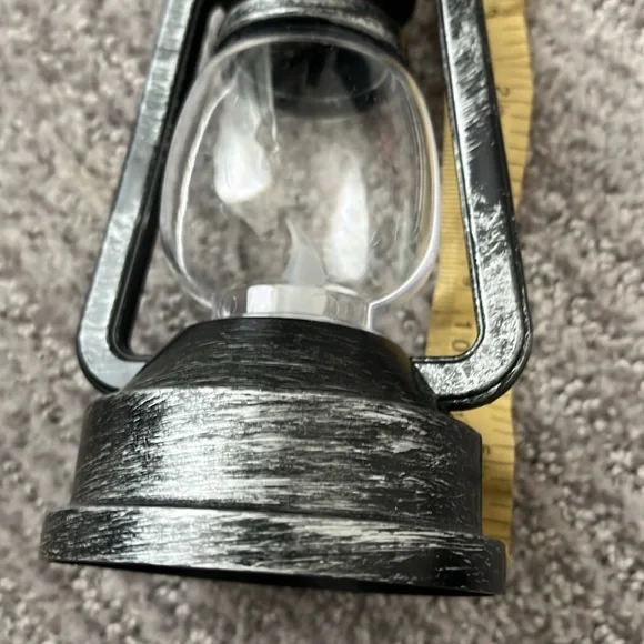 Mini Plastic Lantern Battery Operated - Picture 9 of 9